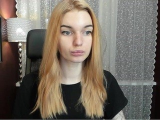 Betty Free Adult Webcams, Live Sex, Free Sex Chat make me get wet through lovens