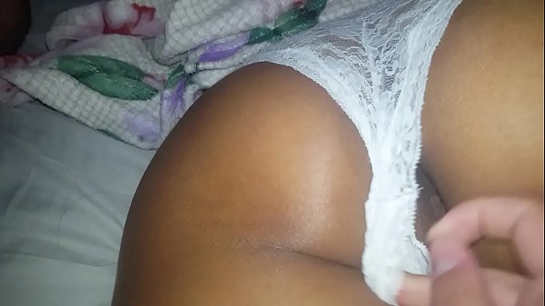Esposa com a buceta molhada