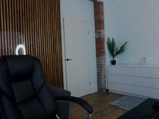 krissprincess Free Adult Webcams, Live Sex, Free Sex Chat krissprincess Public Chat Channel