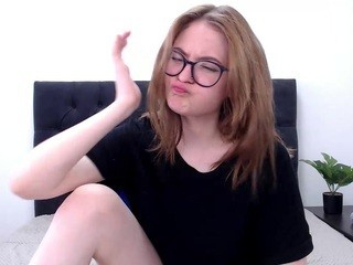 evanovakk Free Adult Webcams, Live Sex, Free Sex Chat hi all, come on fun