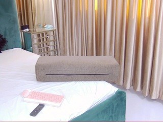 chanelle-dy Free Adult Webcams, Live Sex, Free Sex Chat in a single tip will make me squirt like a fountain and make me your sex slave !! [189 tokens remaining]