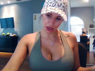 brianna1 Free Adult Webcams, Live Sex, Free Sex Chat PVT only 42 TOKENS! today only` control me and ill flash you