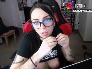 Big Tiddy Goth GF Free Adult Webcams, Live Sex, Free Sex Chat