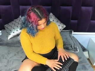 cloe Free Adult Webcams, Live Sex, Free Sex Chat