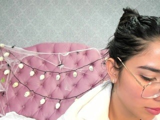 valentinnaqueen Free Adult Webcams, Live Sex, Free Sex Chat