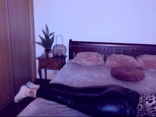 nikolbeco Free Adult Webcams, Live Sex, Free Sex Chat