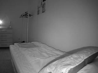 voyeurcam-julmodels-greybed-2 Free Adult Webcams, Live Sex, Free Sex Chat