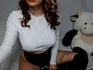 Cassiehotlove Free Adult Cams, Live Sex, Free Porn Chat