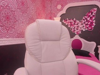 ?, Lola Lolita? Free Adult Cams, Live Sex, Free Porn Chat