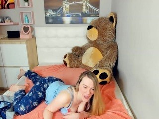 Flying-star Free Adult Cams, Live Sex, Free Porn Chat