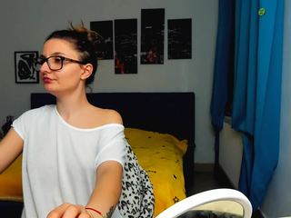 Nicolejeanie8 Free Adult Cams, Live Sex, Free Porn Chat