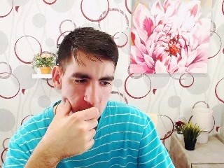 Loganrock Free Adult Cams, Live Sex, Free Porn Chat