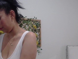 Julia-Bronws Free Adult Cams, Live Sex, Free Porn Chat