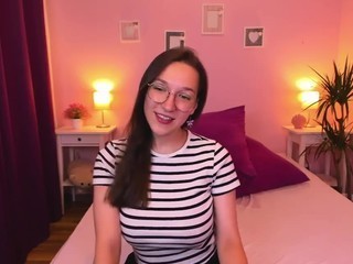 Alice-Ross Free Adult Cams, Live Sex, Free Porn Chat