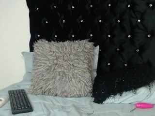 ?, LARRY? Free Adult Cams, Live Sex, Free Porn Chat