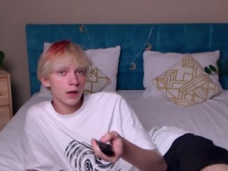 Kylesmith01 Free Adult Cams, Live Sex, Free Porn Chat