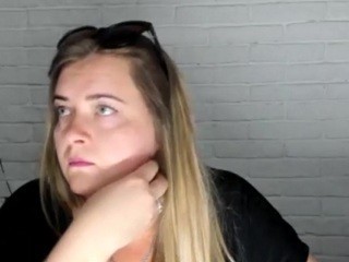 Sunnyolivia Free Adult Cams, Live Sex, Free Porn Chat