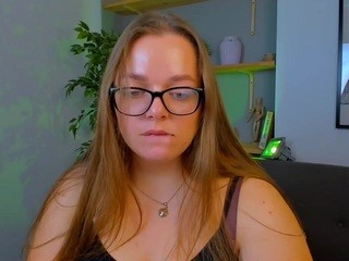 LucyxWells Free Adult Cams, Live Sex, Free Porn Chat