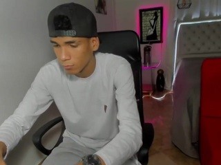 Michaell-Rahsford Free Adult Cams, Live Sex, Free Porn Chat