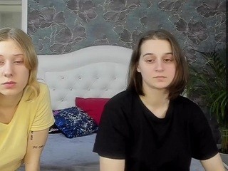 Julia(blonde) and Tina(Brunette) Free Adult Cams, Live Sex, Free Porn Chat