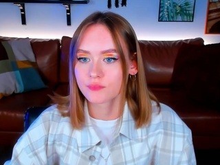 LoriLewiz Free Adult Cams, Live Sex, Free Porn Chat
