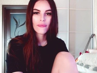 VeronicaShiny Free Adult Cams, Live Sex, Free Porn Chat
