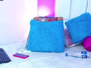 Cammiila Free Adult Cams, Live Sex, Free Porn Chat