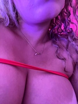 ValeriaHot69 nude stripping on webcam for live sex video chat
