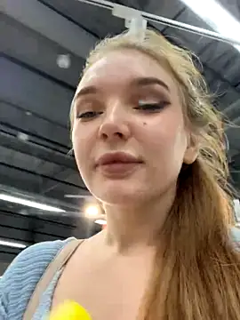 AmmyHot nude stripping on webcam for live sex video chat
