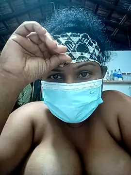 SlAssQueen nude stripping on webcam for live sex video chat