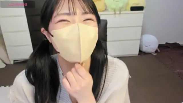 An_zu_chan nude stripping on webcam for live sex video chat