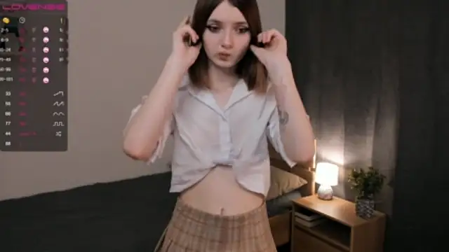 LesliePark nude stripping on webcam for live sex video chat