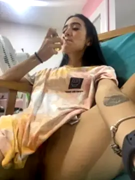 SaraTeen1 nude stripping on webcam for live sex video chat