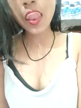 Your_candey nude stripping on webcam for live sex video chat
