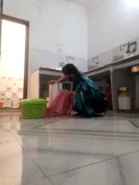Jaasi-Ji nude strip on cam for live sex chat