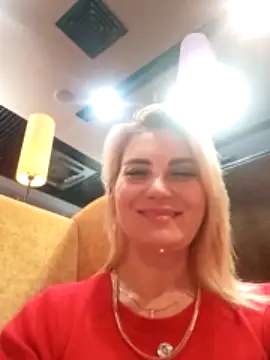 JennyOMay nude strip on cam for live sex chat