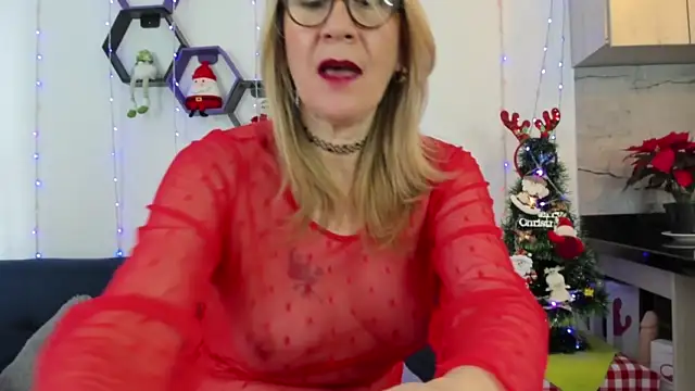 Ashleymilf_1 nude strip on cam for live sex chat