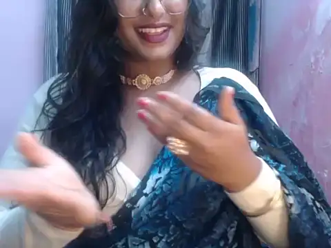 DearKimmi nude strip on cam for live sex chat