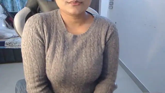 Priya-applepie001 nude strip on cam for live sex chat