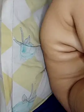 Sexy–baby2 nude strip on cam for live sex chat