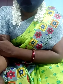 Tamil-hotwife nude strip on cam for live sex chat