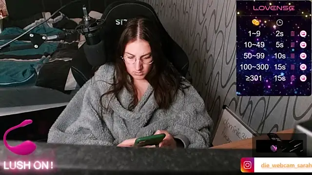 Xesra20x nude strip on cam for live sex chat