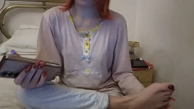 Annarella94 nude strip on cam for live sex chat