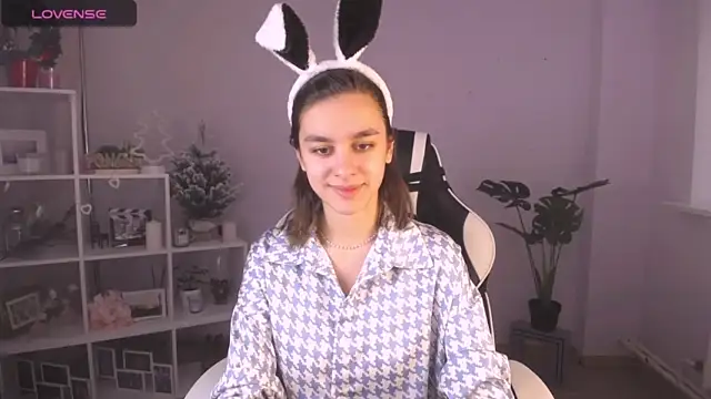 Celine_Dionn nude strip on cam for live sex chat
