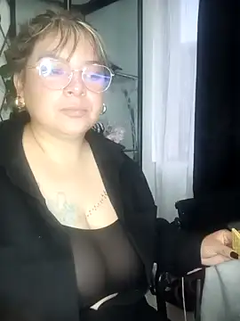 Charming__ nude strip on cam for live sex chat