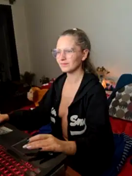 IamYourNarcotic nude strip on cam for live sex chat