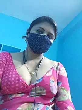 Indian-Indhuja nude strip on cam for live sex chat