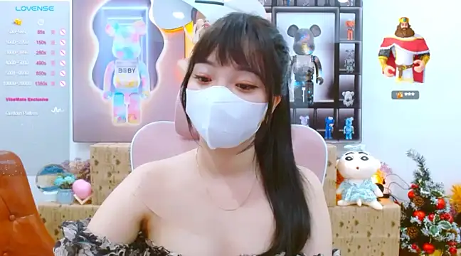 Littlecn nude strip on cam for live sex chat