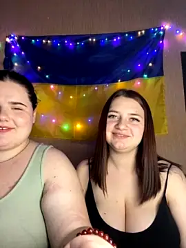 SweettyyAL nude strip on cam for live sex chat