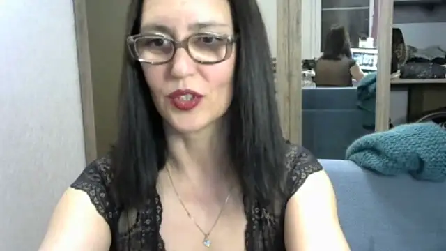 Ulyana72882 nude strip on cam for live sex chat
